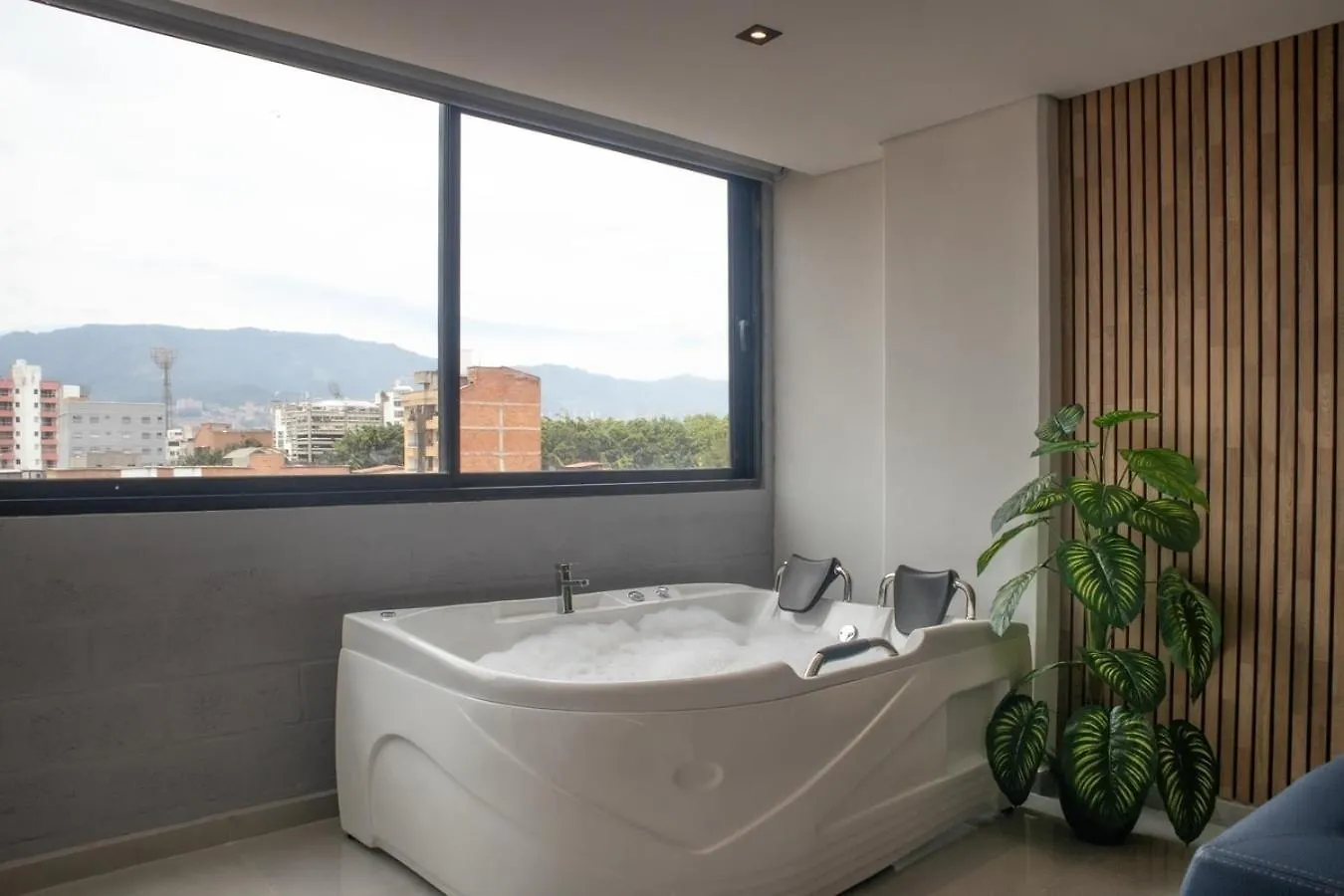 Jacuzzi Comfort Aparta-Suite Stadio Rosa Negra Medellin 0*,
