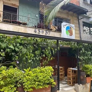 Albergue Casa Estación Y Restaurante, Medellín