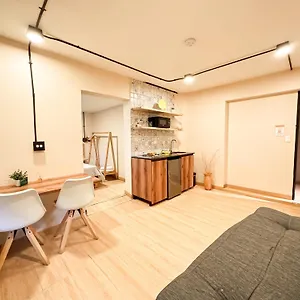  Apartamento Nuevo Estudio Cerca De Plaza Mayor Nid101 By Roots